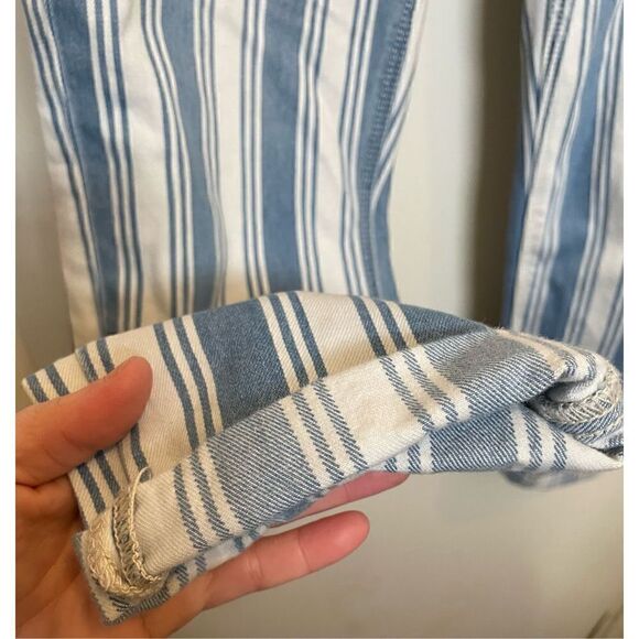 🔴 American Eagle blue and white striped mom jeans size size 6 - Picture 13 of 16